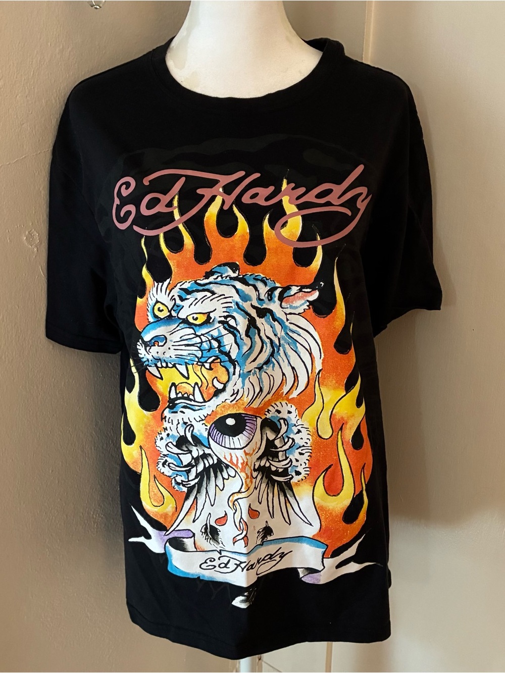 Ed Hardy Black Tee with Orange & Yellow Flame Tiger🌸